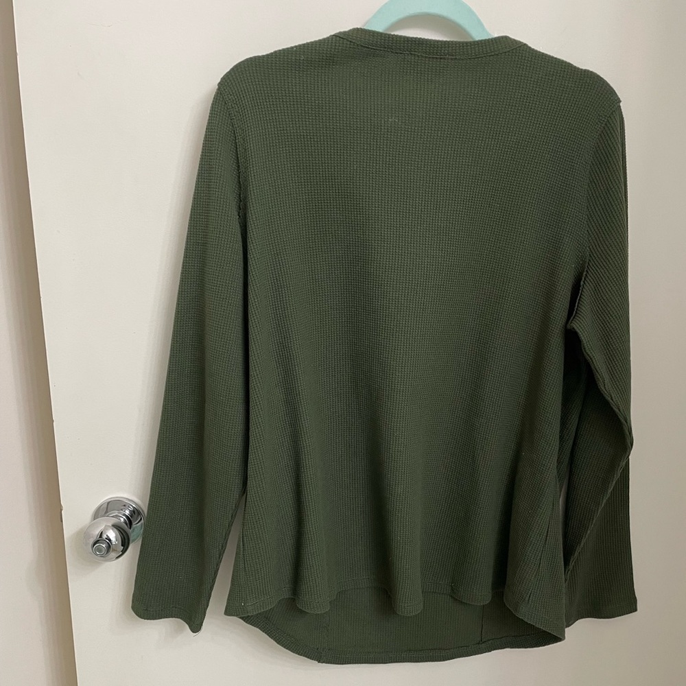 Raw edge seam pullover - Picture 7 of 7